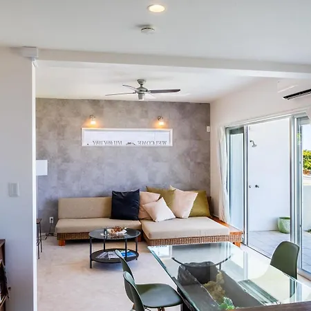 Okinawa Milky Way Villa Yomitan Exterior photo
